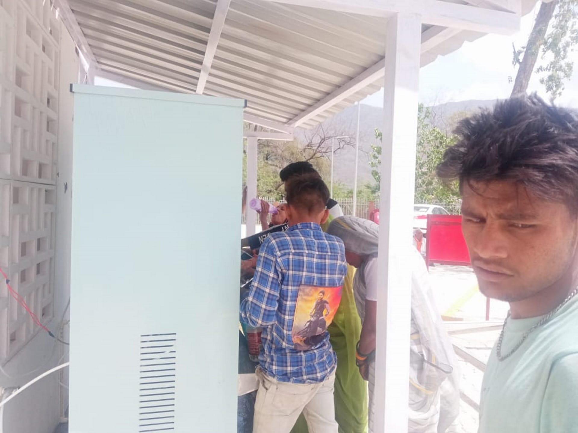 Chardham yatra 2023 Pilgrims yearn for water for four and a half hours in transit camp Rishikesh Uttarakhand