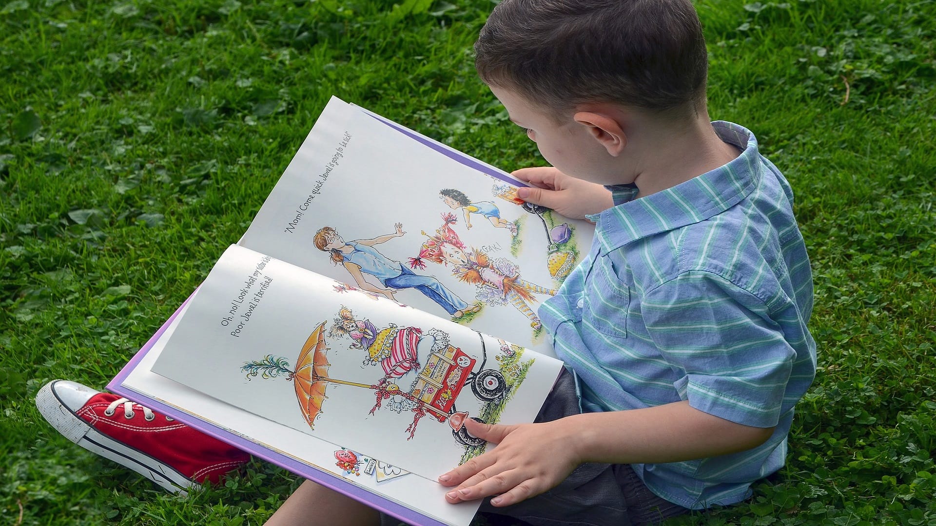 World Book and Copyright Day 2023 Parenting Tips To Develop Habit Of Reading Books In Children