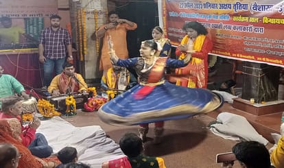 BJP MP Manoj Tiwari Visit Vindhyachal for mundan sanskar and talks atiq ahmad murder
