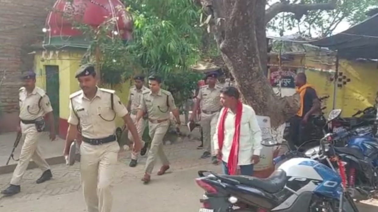 Murder by entering house due to old enmity in Arrah, atmosphere of tension in village, four accused arrested