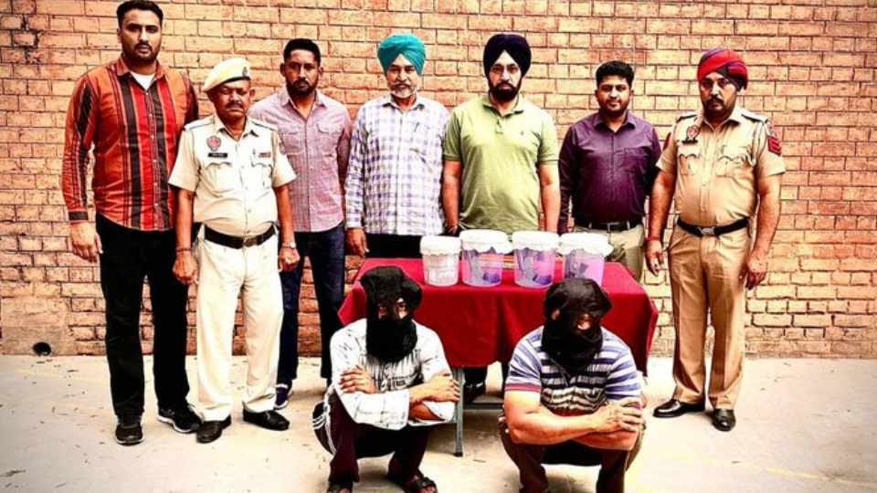 Punjab police arrested two gangsters with weapons and cash