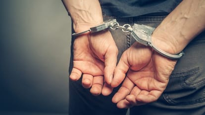 Bihar News : रेप का ऐसा बदला, देखा न सुना; पीड़िता के मामा ने दुष्कर्म के आरोपी से बुरा बदला लिया Bihar News: Unnatural sex with rape accused in Bettiah, Bihar Police, rape of minor, crime news in hindi