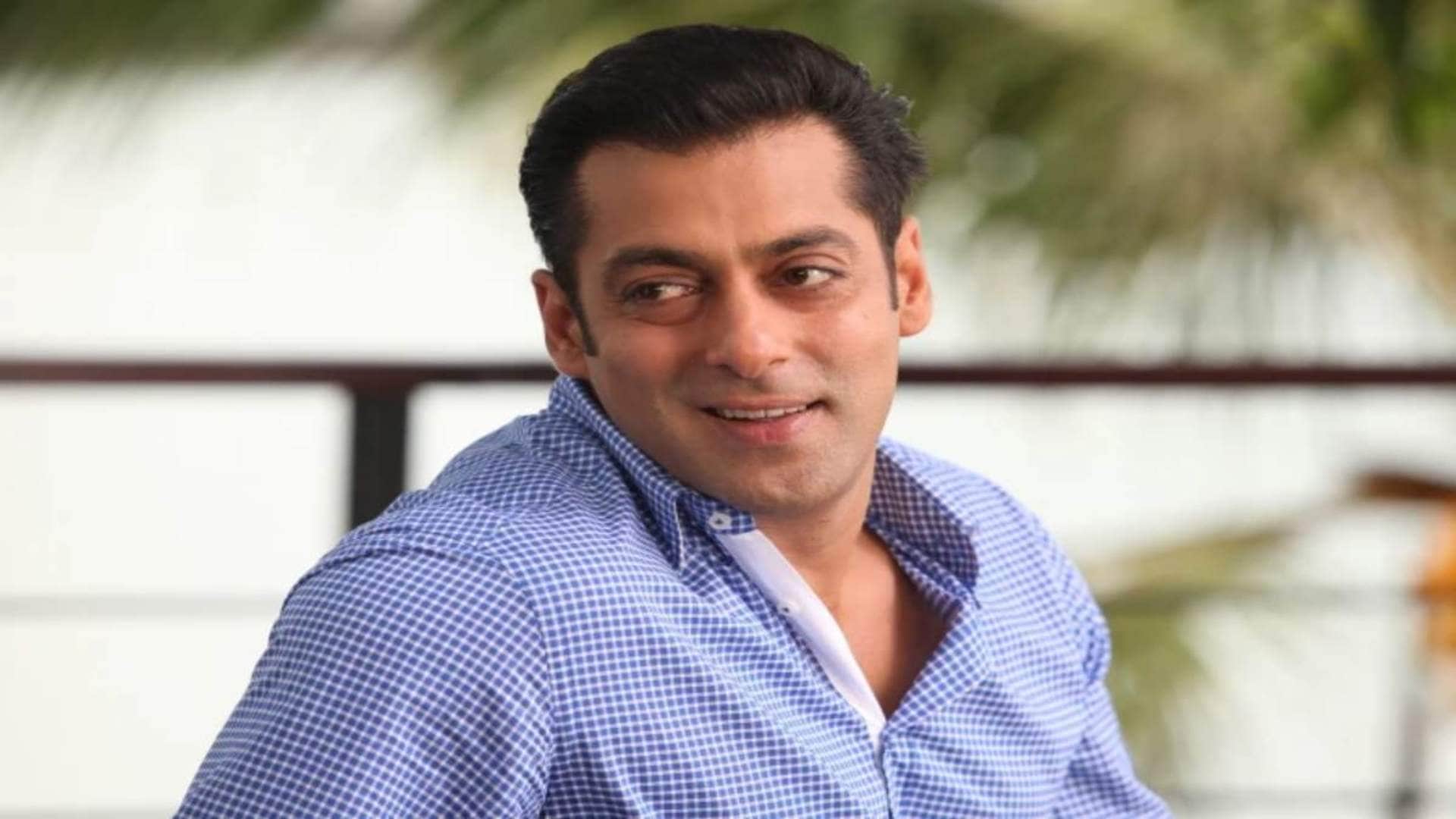 Salman Khan is seen smoking in a viral video from Tiger 3 clip Goes Viral