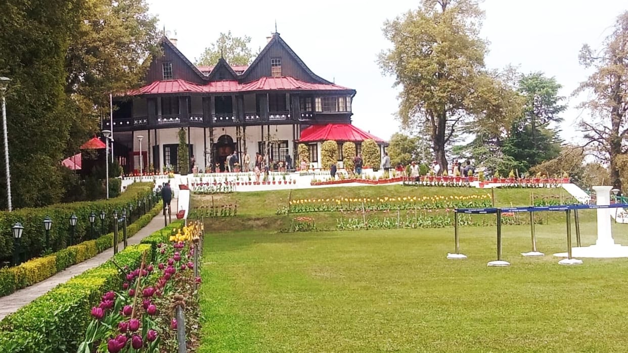 1139 people visited Rashtrapati Niwas Mashobra Shimla in a week