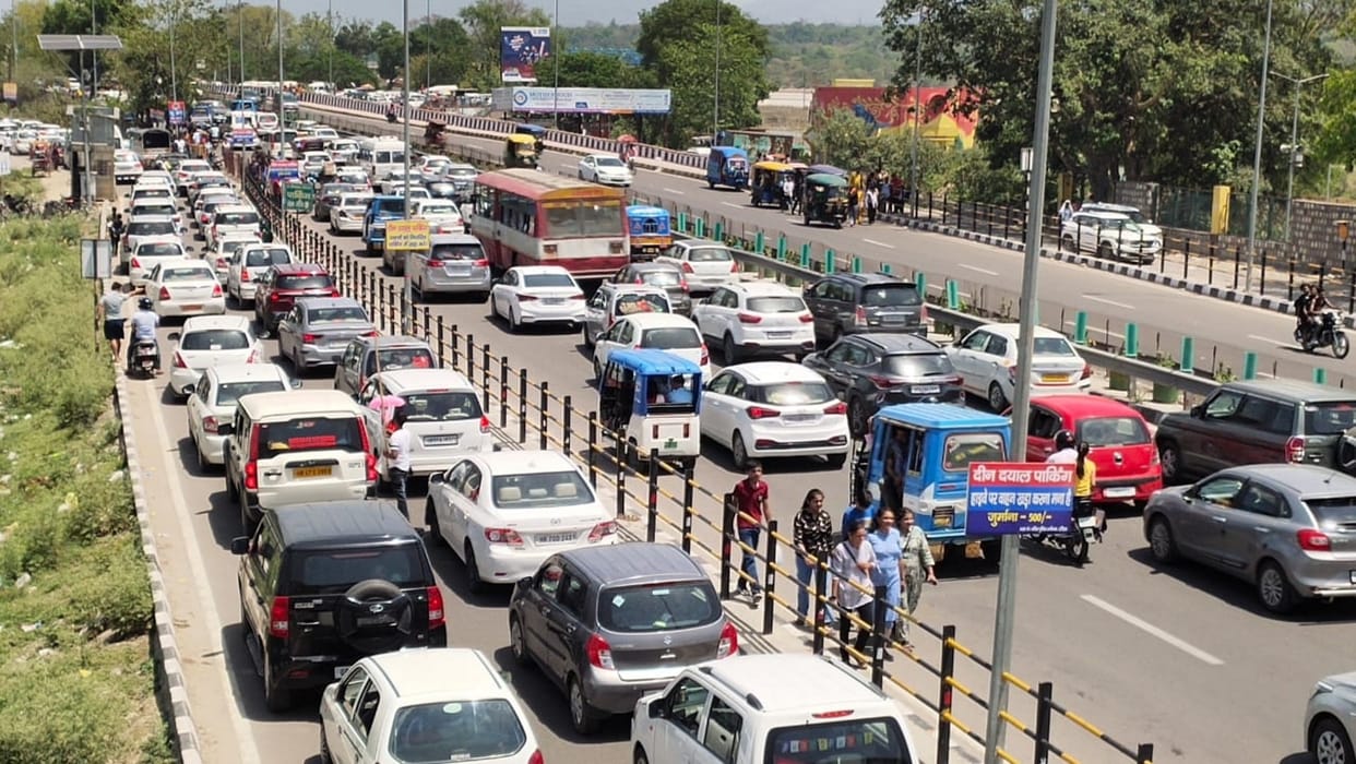 Chardham Yatri will get relief from jam soon TransportMinistry will install Traffic Incident Management System