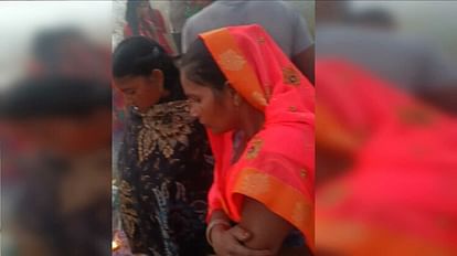 wife body burnt After murder in Gorakhpur