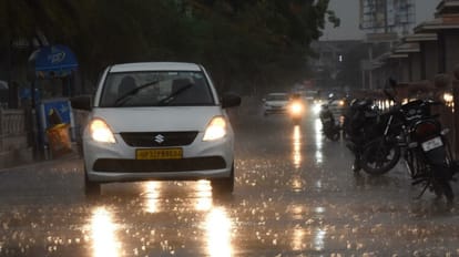 Weather changed in Uttar Pradesh.