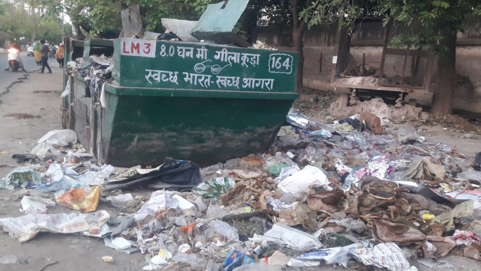 Municipal corporation failed to make Agra city clean and beautiful here cleanliness issue in civic elections