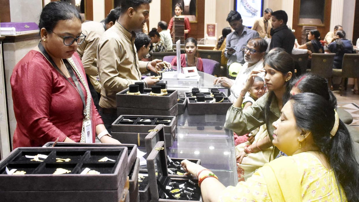People bought a lot of gold on occasion of Akshaya Tritiya