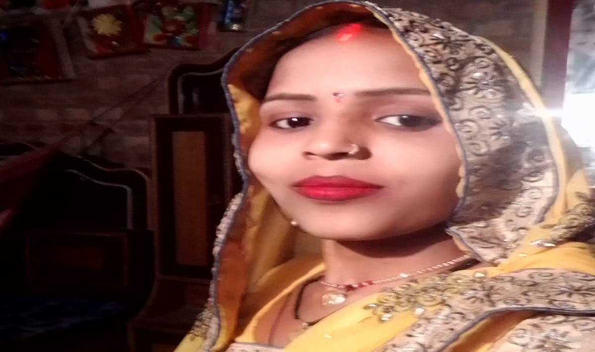 Married woman found suspiciously dead at home in azamgarh