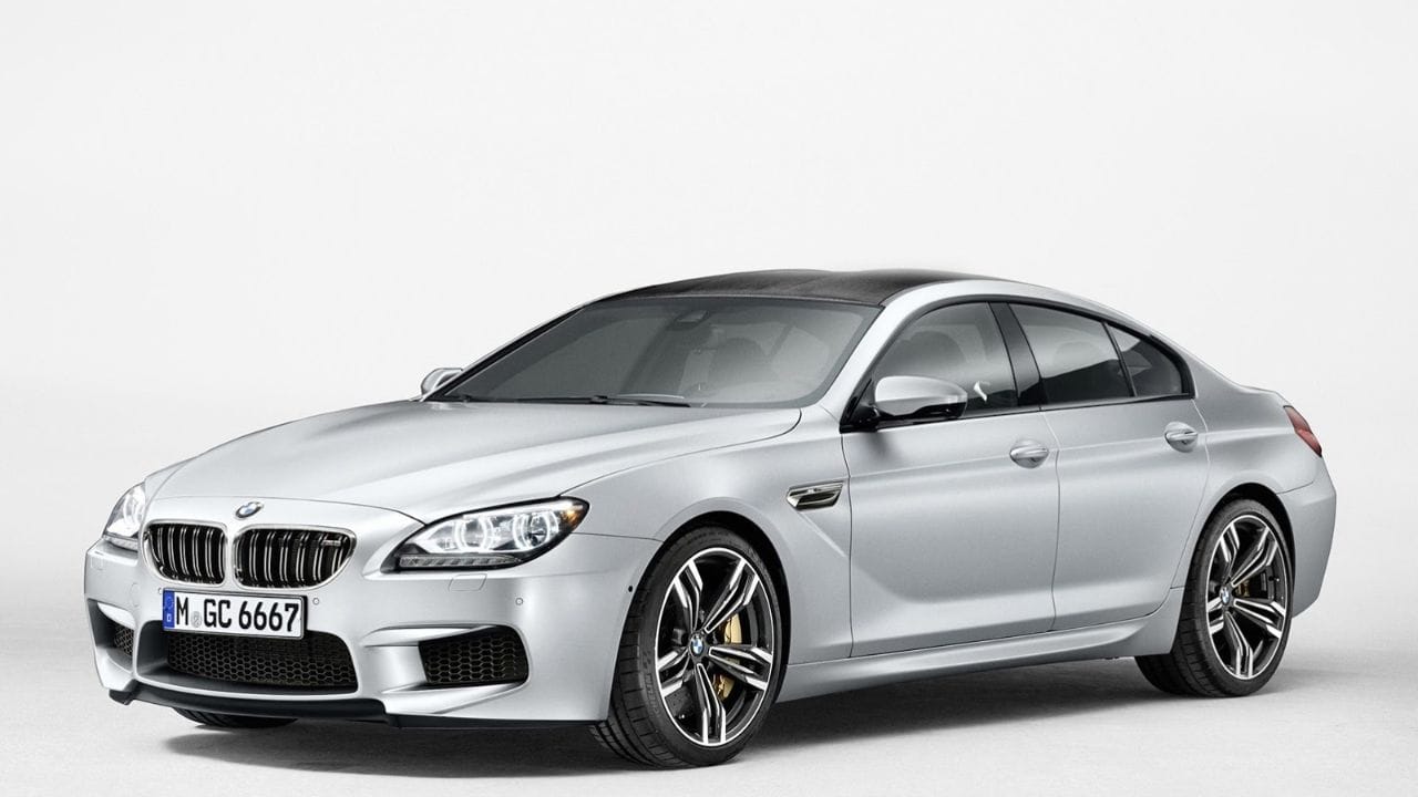 sachin tendulkar favorite cars, maruti 800 bmw i8 ferrari nissan gtr bmw x5 porshe 911