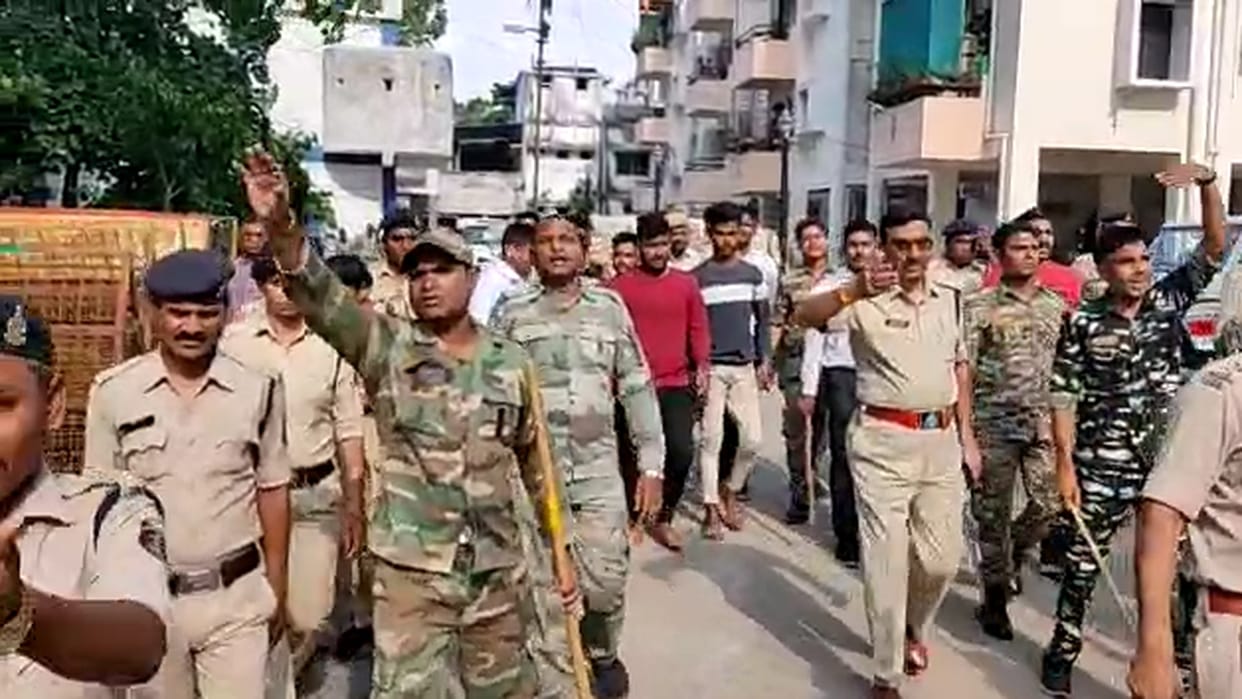 Auto Driver Murde Case; police took out procession of murderers in dhamtari