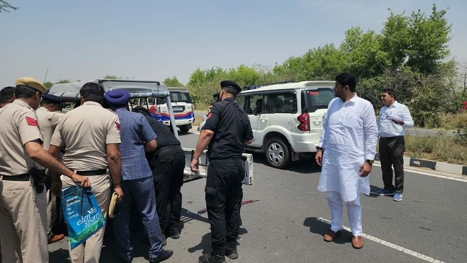 Deputy CM stopped convoy in Fatehabad, injured in road accident was taken to hospital by government vehicle