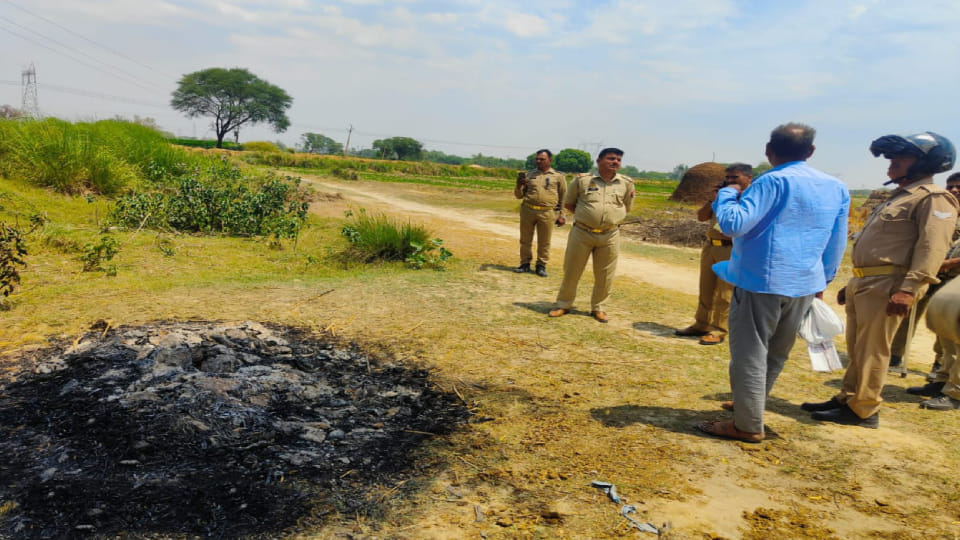 Police arrived on information of burning dead bodies in Mainpuri and sent bones for investigation