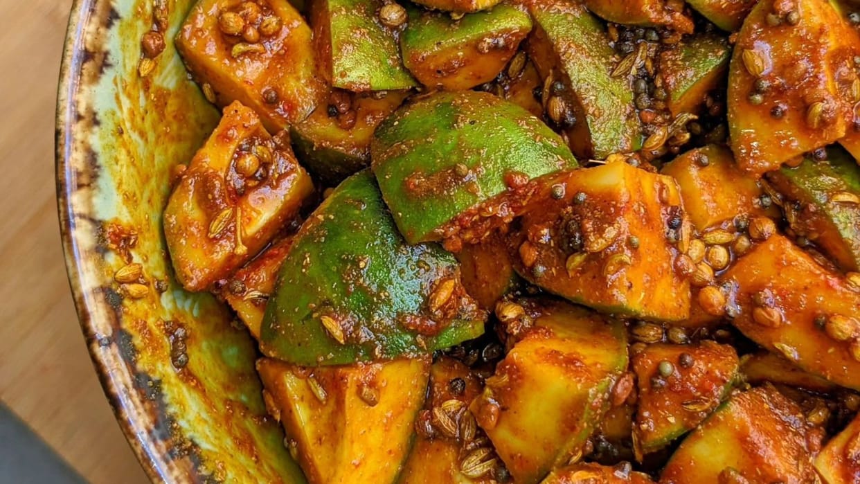 How To Make Mango Pickle at Home Know Aam Ka Achar Banane ki Vidhi in Hindi
