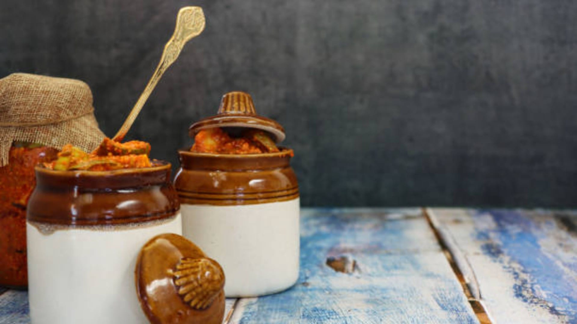 How To Make Mango Pickle at Home Know Aam Ka Achar Banane ki Vidhi in Hindi