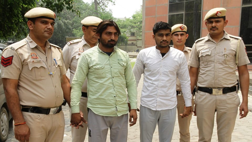 extortion of one crore was demanded from businessman by calling him a member of Bawaniya gang mangolpur