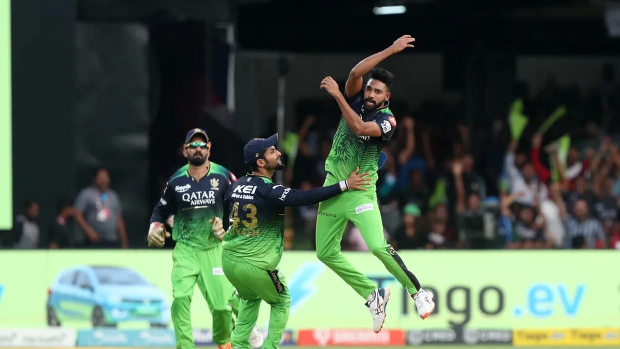 IPL 2023 Mohammed Siraj got angry on Mahipal Lomror in match against Rajasthan video watch