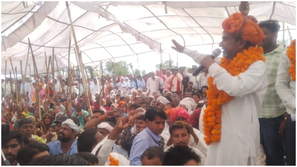 Split in reservation movement of Mali society leader says sit away from highway agitators refused Bharatpur