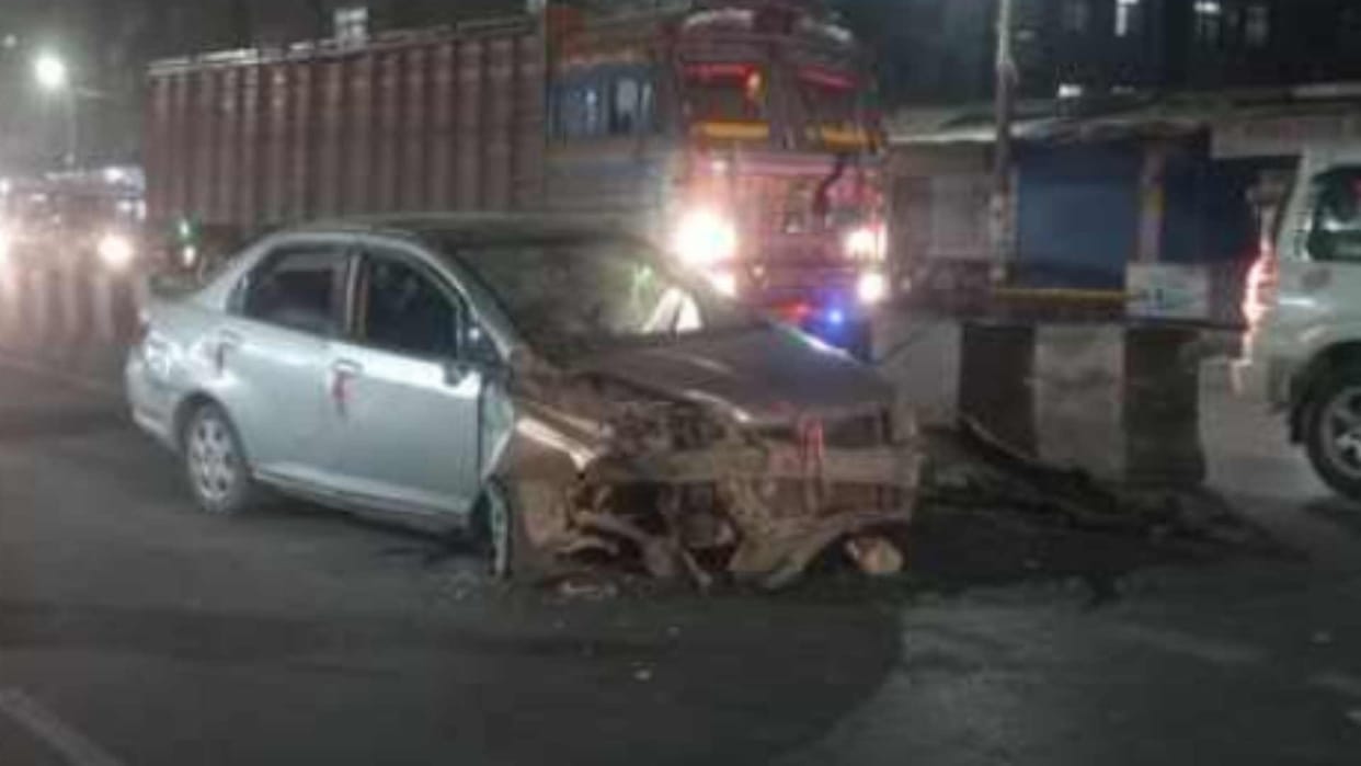 miscreants car accident during kidnapping in deoria