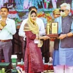पल्ली में आयोजित कार्यक्रम के दौरान एलजी मनोज सिन्हा