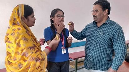 Girls top possion in Maharajganj UP Board exam Result 2023