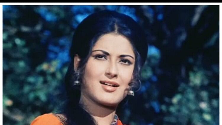 Moushumi Chatterjee:जब मौसमी को इस हालत में देख हंसने लगे थे अमिताभ ...