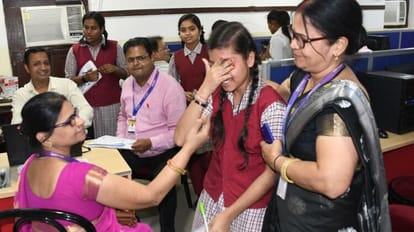 UP Board 10th Result 2023 Declared: UP Board 10th, 12th result declared, Varanasi at number 18 in top 20
