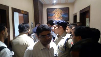 Deputy CMO posted in Bailey Hospital committed suicide, found dead in hotel