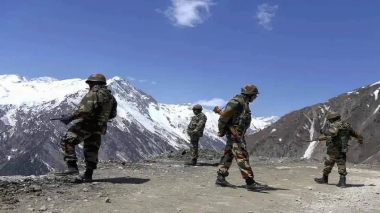 galwan ghati vivad director apoorva lakhia all set to direct film on indian And china army read inside story