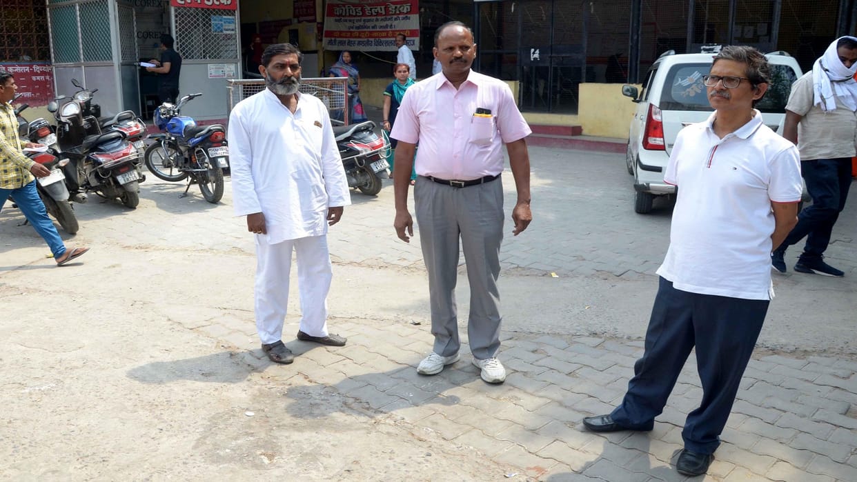 Former IPS Abhitabh Thakur reached the spot, said - The murder of Atiq and Ashraf is a state-sponso