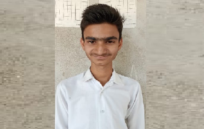 UP Board 10th Result 2023, Kushagra Pandey got second place, wants to become a doctor, siblings are also toppe