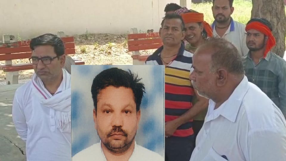 Electricity corporation raided house then landlord died in Fatehabad
