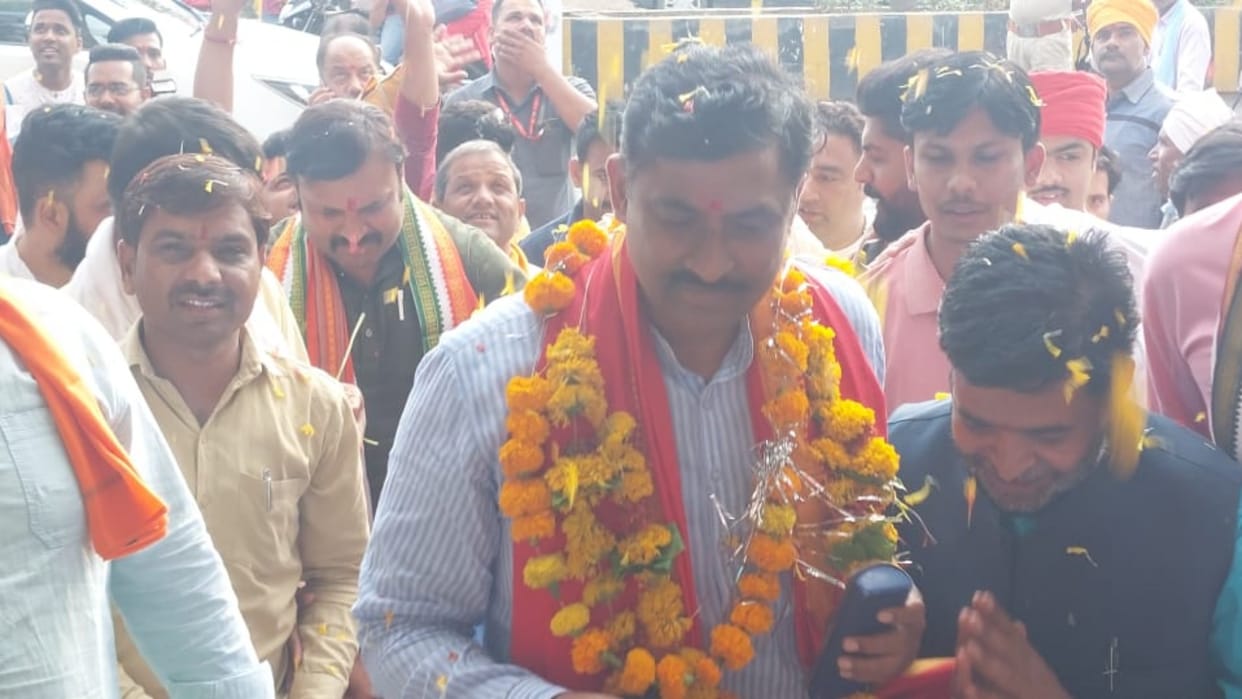 MP Politics BJP state in-charge Murlidhar Rao claims BJP will win all seats in Damoh