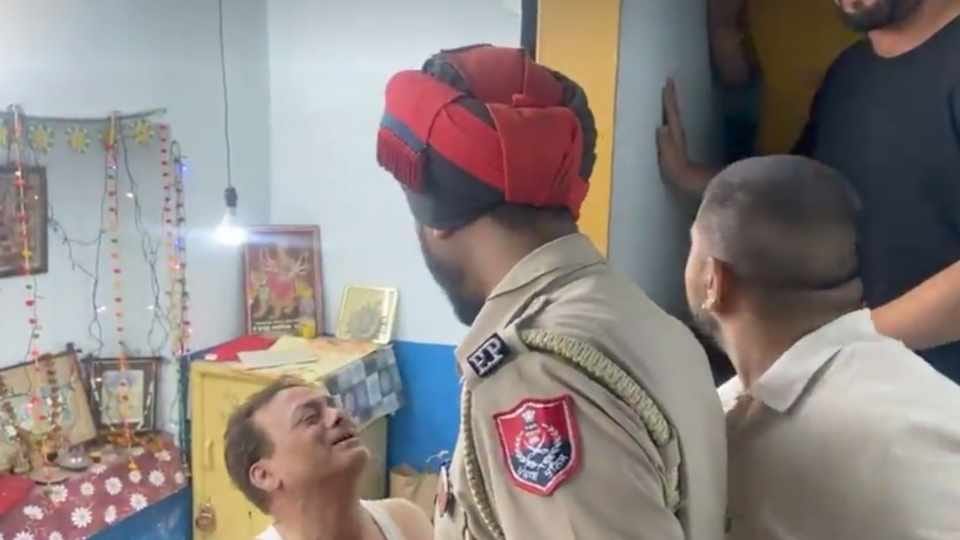 Sunar association head scorched due to fire in Jalandhar