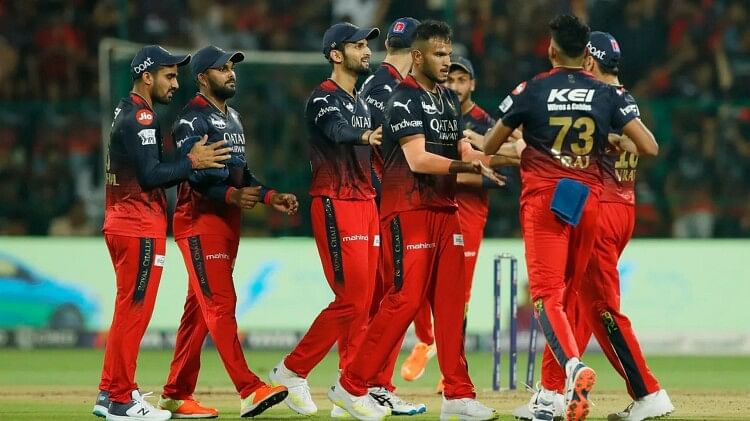 RCB vs GT Dream11 Prediction 2023: Bangalore vs Gujarat Playing XI Captain Vice-Captain Players List