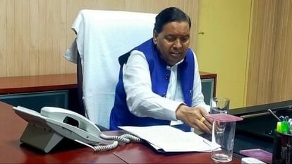 उत्तराखंड: सियासत को लगा बड़ा झटका...सुरेंद्र राकेश, प्रकाश पंत और अब चंदन रामदास भी बीमारी से हारे Uttarakhand Minister Surendra Rakesh Prakash Pant and now Chandan Ramdas also died due to disease