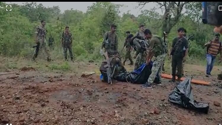 Naxalites Attack On Soldiers In Aranpur Dantewada - Amar Ujala Hindi ...