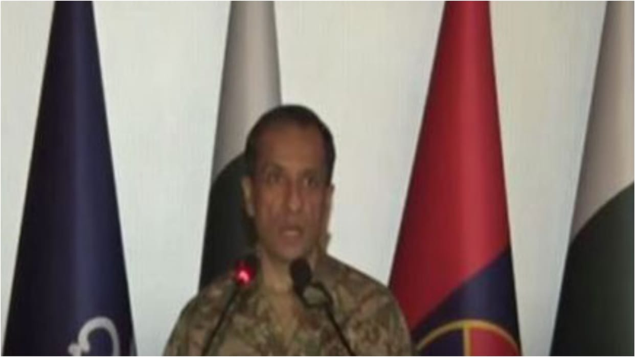 Pakistan threatens India as Hamid Mir reveals Bajwa's confession