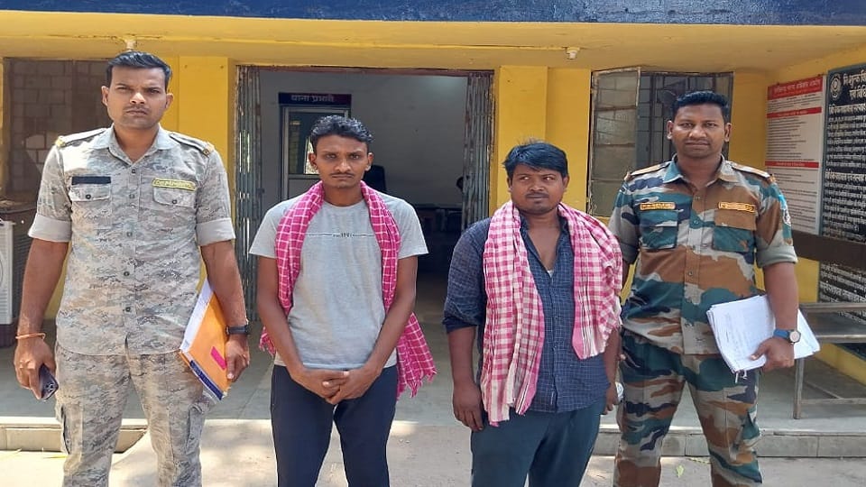 Raigarh News Two highways loaded with illegal coal seized