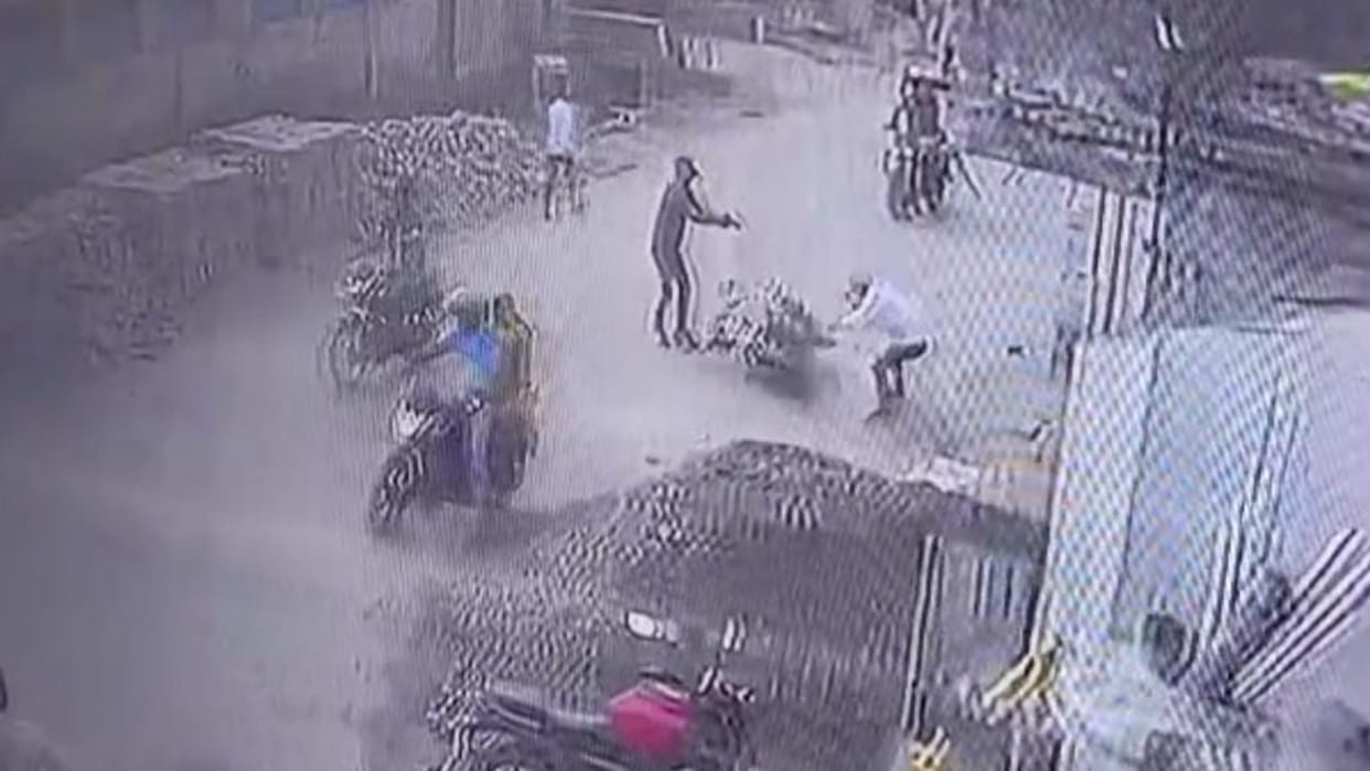 Bihar News Attempt to kill young man by shooting in Bettiah police engaged investigation