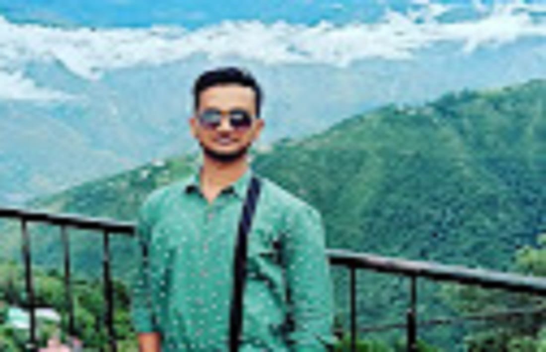 MBA student watching IPL match standing on roof barge died after falling down