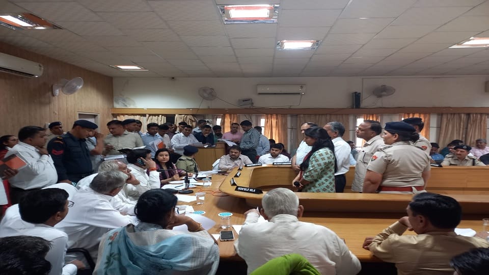 Electricity Minister Ranjit Singh suspended JE of Municipal Council in Narnaul
