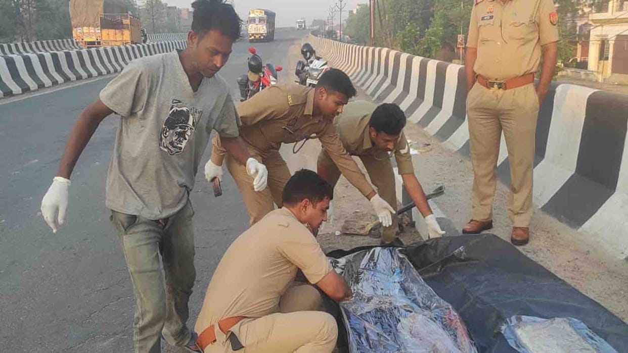 Kanpur Accident: Bike rider died due to truck collision