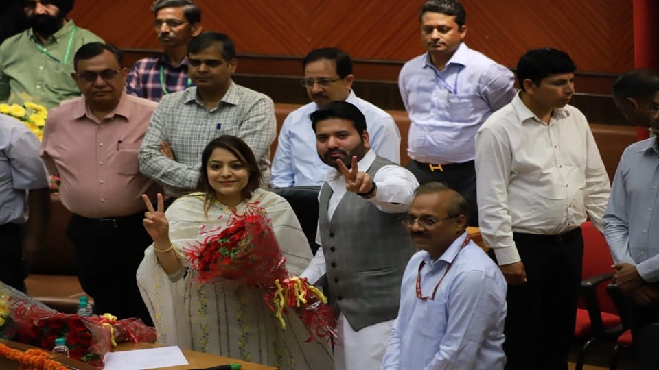 Delhi Mayor Election Live voting for delhi mayoral election MCD latest updates