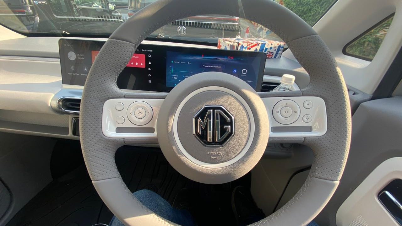 mg launched new electric hatchback car comet ev in india at 7.98 lakh rupees, know features and other details