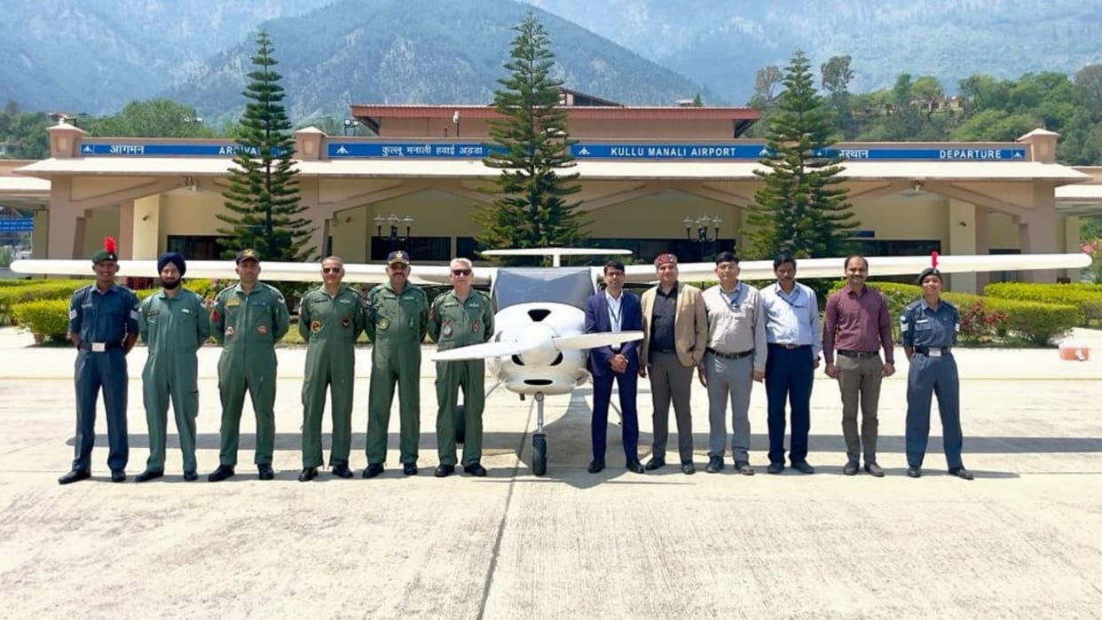 Himachal Kullu News: Relief for NCC Cadets Microlight aircraft trial success in Kullu