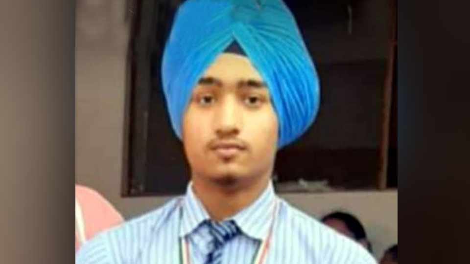 17 year old shooter died after being shot in Ludhiana
