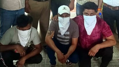 Dehradun: आईपीएल मैचों में सट्टा लगाते तीन लोग गिरफ्तार, इस सीजन में कर चुके दो करोड़ की सट्टेबाजी Dehradun news Three people arrested for betting in IPL matches