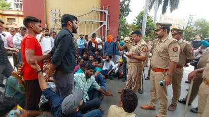 Varanasi: बीएचयू ट्रॉमा सेंटर में छात्र और डॉक्टर भिड़े, आक्रोशित छात्रों ने बंद किया सिंहद्वार Students and doctors clashed at BHU trauma center angry students closed lanka gate